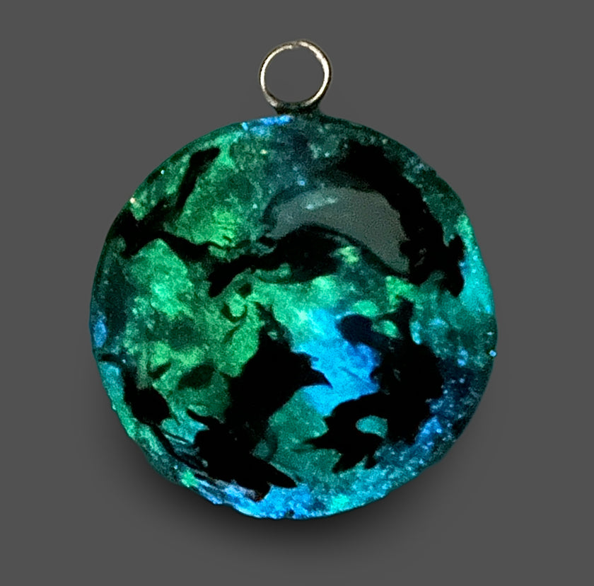 Swirly Pearly Glow (