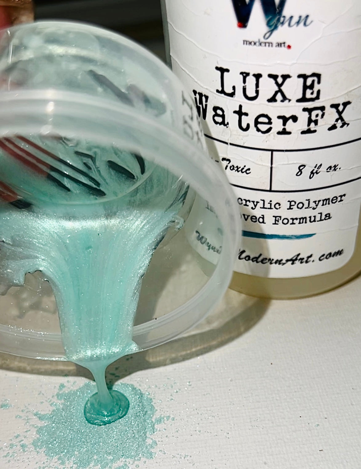 Swirly Pearly Glow (“Mint Gelato