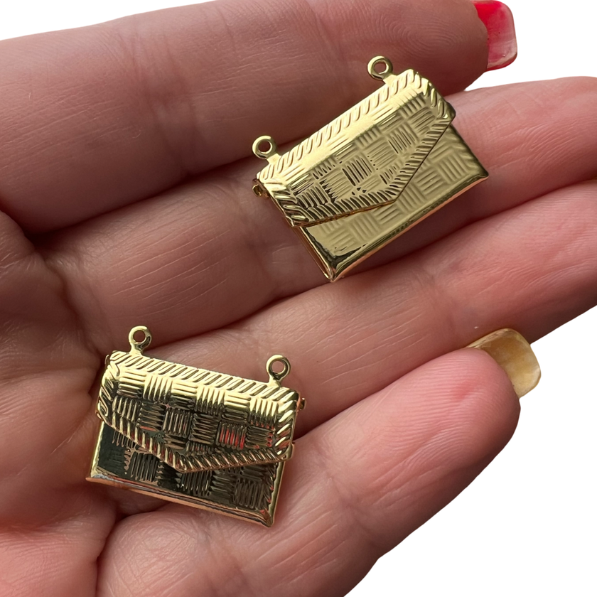 Envelope Pendants That Open!