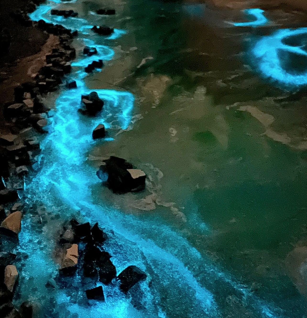 “Cliffs Of Life” (26” x 38”)