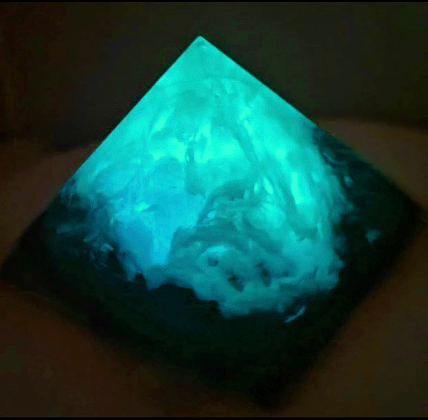 Sparkling Glow Powder (Norway Lights)