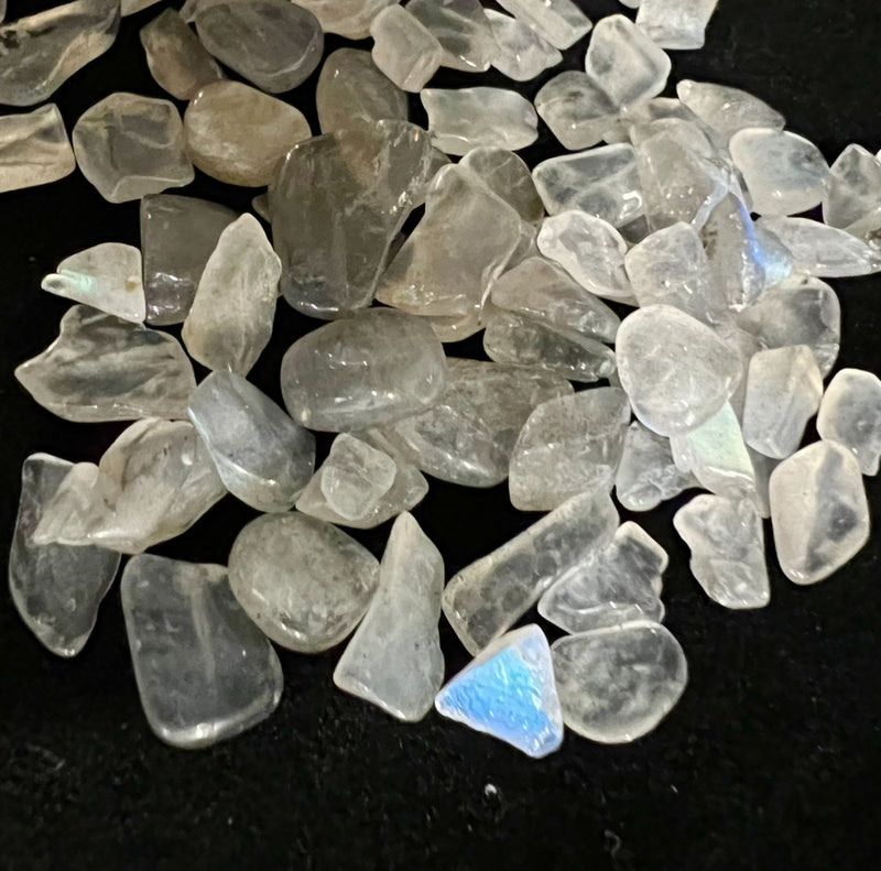 Genuine Labradorite Stone & Chip Mix