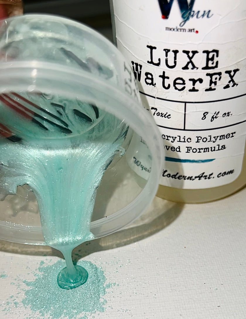 Swirly Pearly Glow (“Mint Gelato