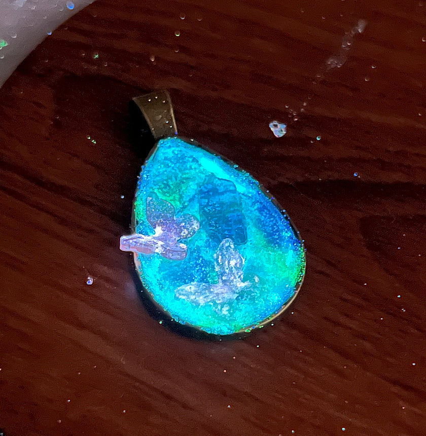 Swirly Pearly Glow (