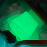 Glowing Rock (Aurora Green)